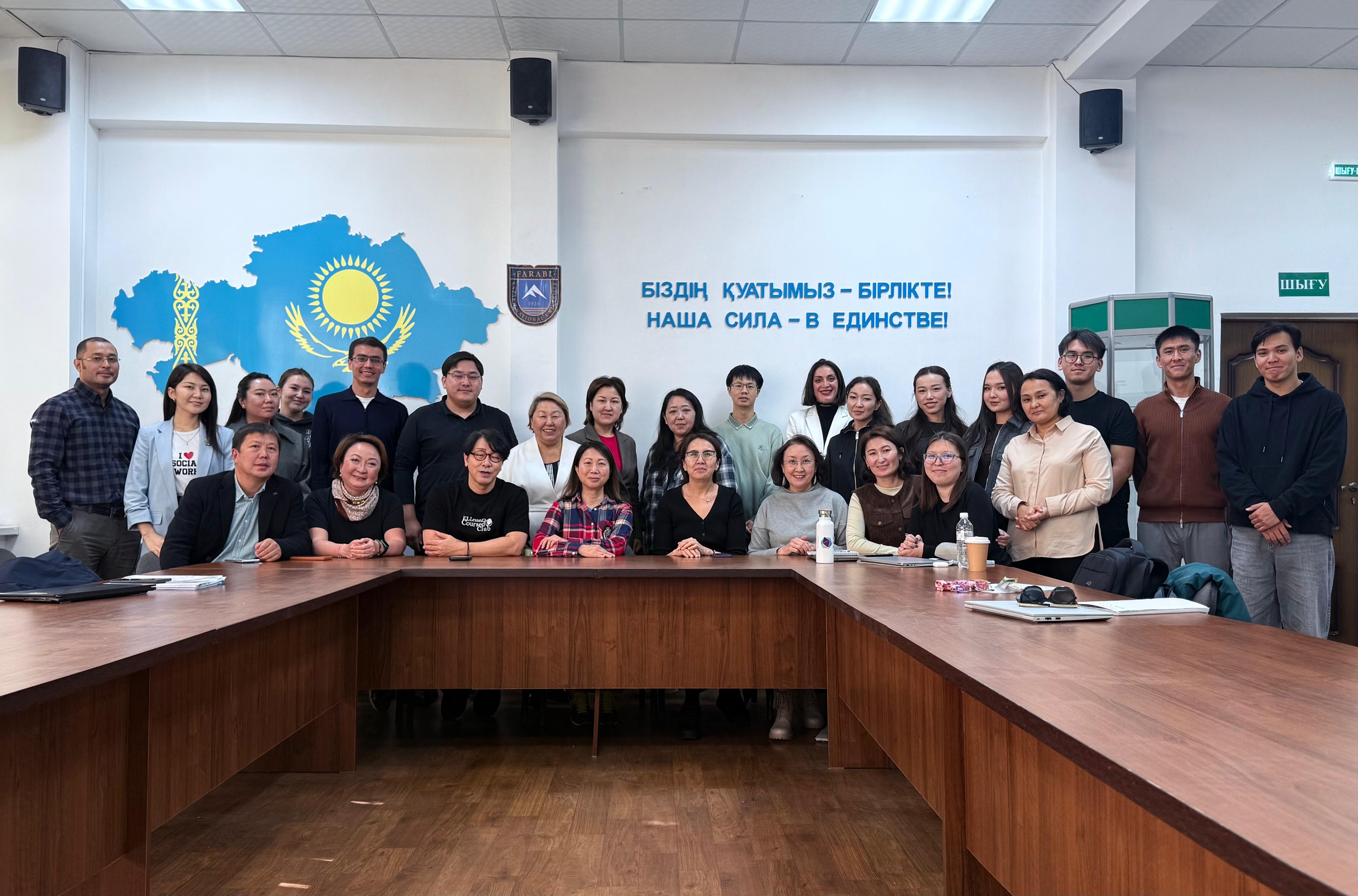 ЖАСТАРДЫҢ ПСИХИКАЛЫҚ ДЕНСАУЛЫҒЫ ТАҚЫРЫБЫНДАҒЫ ХАЛЫҚАРАЛЫҚ ҒЫЛЫМИ СЕМИНАР: ҚАЗАҚСТАН МЕН КАНАДА УНИВЕРСИТЕТТЕРІ АРАСЫНДАҒЫ АКАДЕМИЯЛЫҚ СЕРІКТЕСТІК